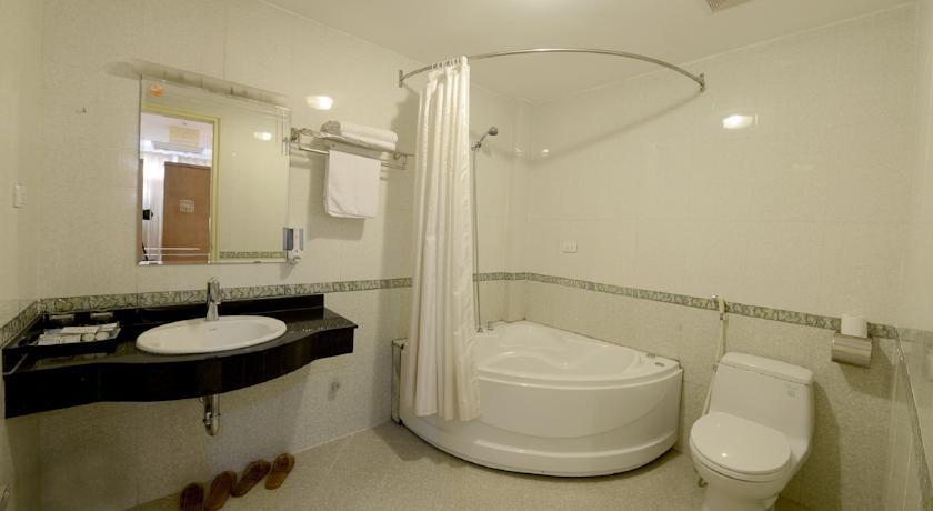 Luxor Hotel 3*